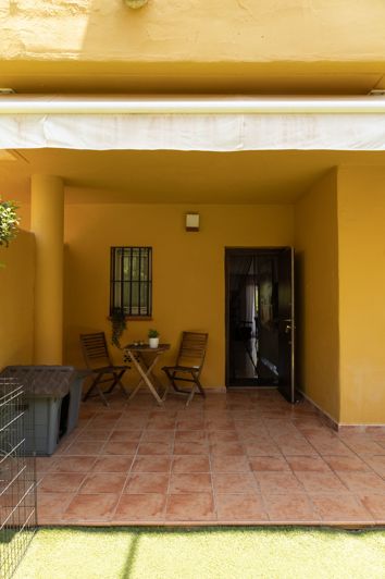 Image No.17-3 Bed Townhouse for sale
