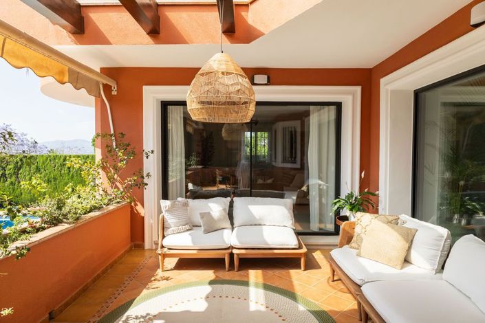 Image No.20-5 Bed House for sale
