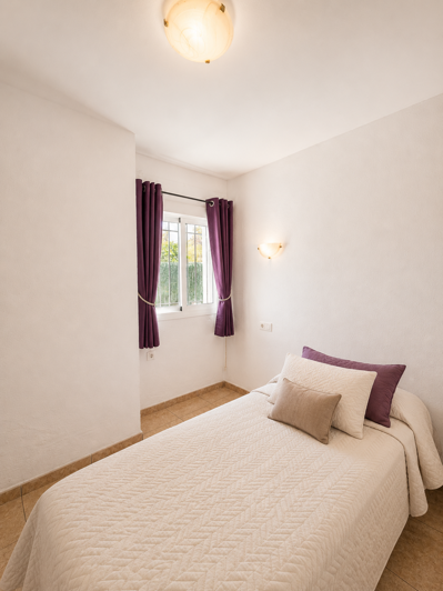 Image No.11-6 Bed House for sale