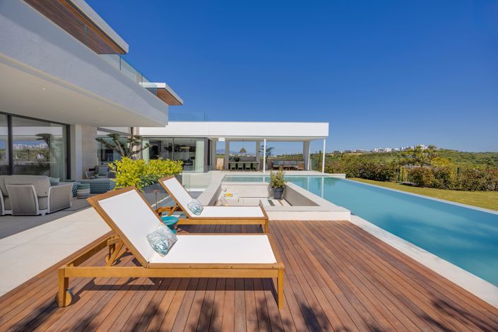 Image No.6-4 Bed Villa for sale