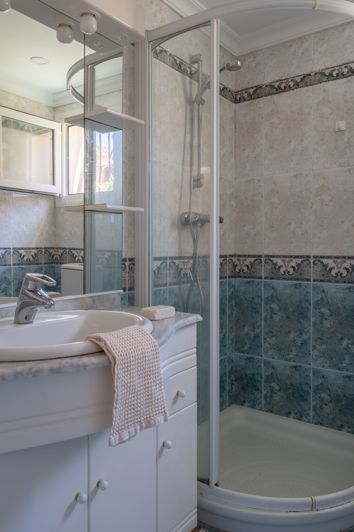 Image No.22-2 Bed Apartment for sale
