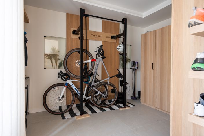Image No.30-4 Bed Townhouse for sale