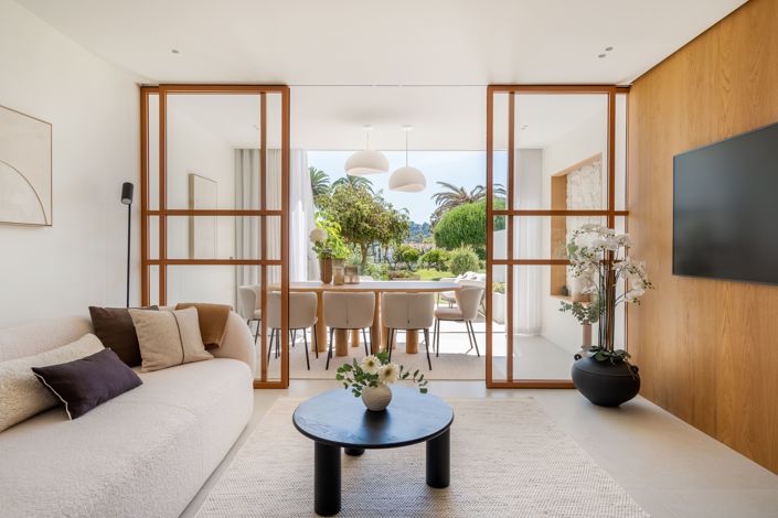Image No.4-4 Bed Townhouse for sale