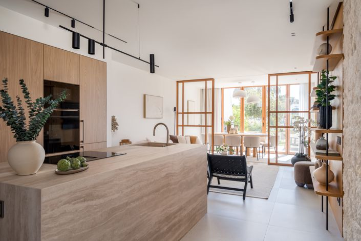 Image No.5-4 Bed Townhouse for sale