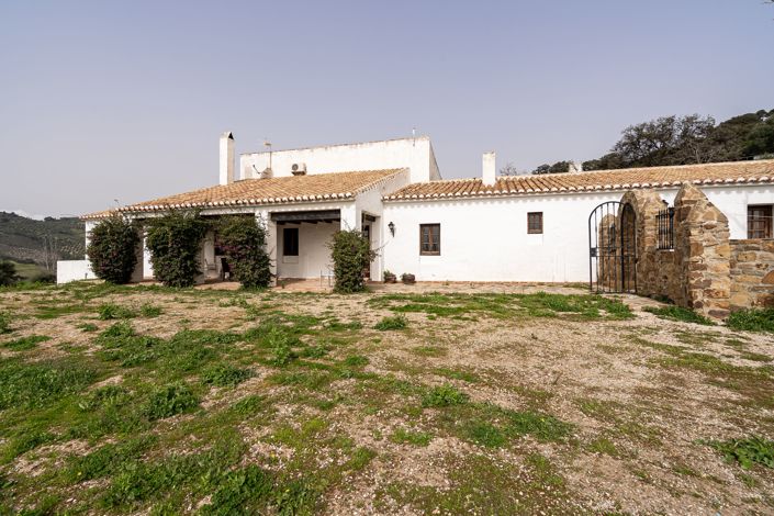 Image No.22-4 Bed Property for sale