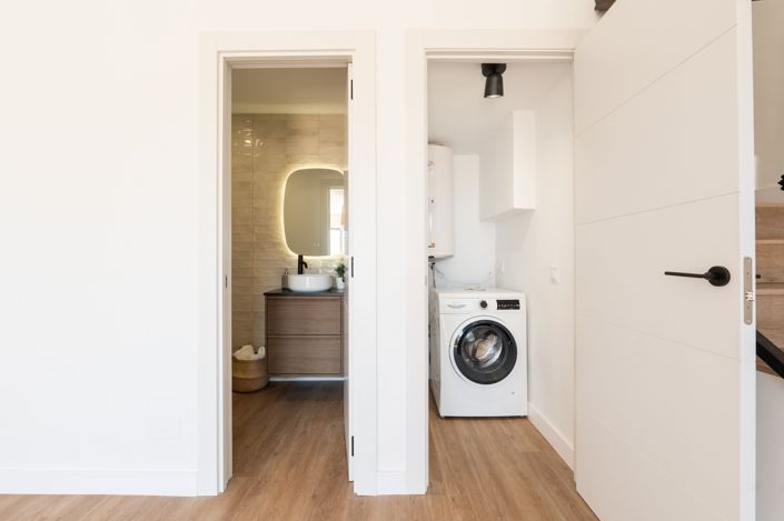 Image No.30-3 Bed Townhouse for sale
