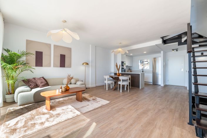 Image No.8-3 Bed Townhouse for sale