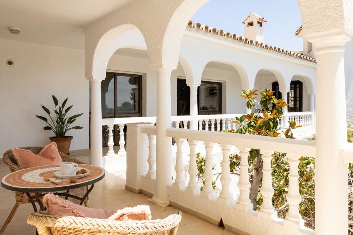 Image No.26-5 Bed House for sale