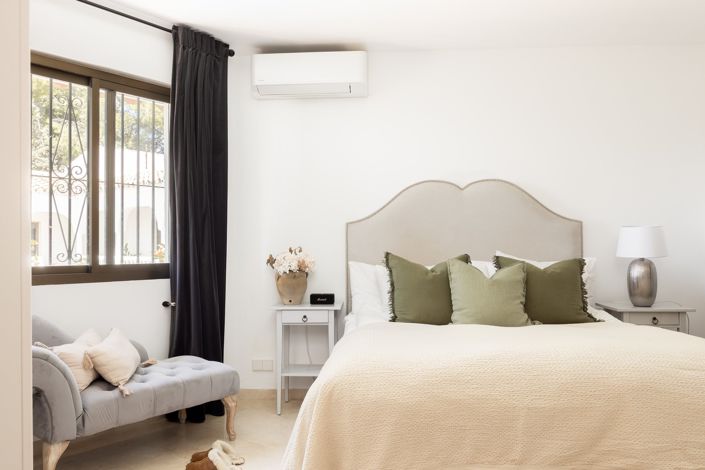 Image No.29-5 Bed House for sale