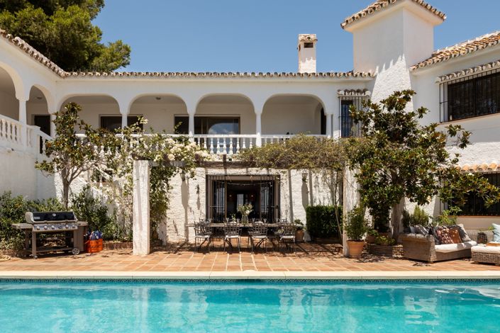 Image No.5-5 Bed House for sale
