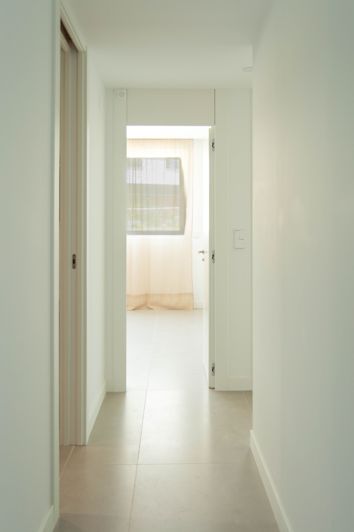Image No.12-3 Bed Apartment for sale