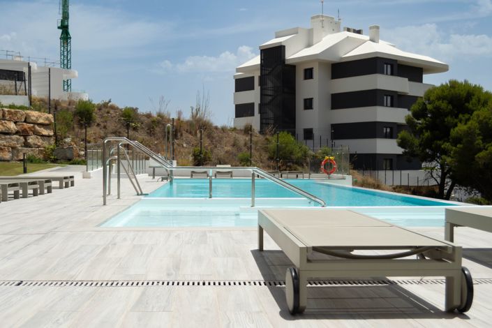Image No.24-3 Bed Apartment for sale