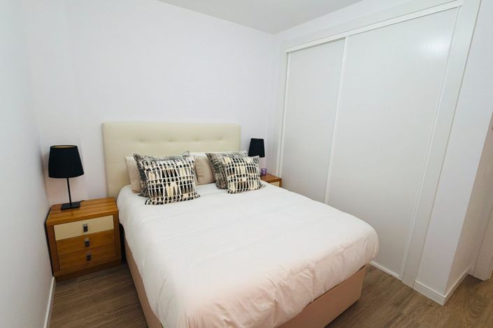 Image No.16-2 Bed House for sale