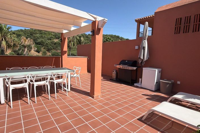 Image No.25-2 Bed House for sale