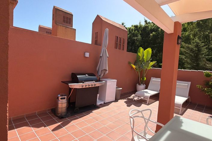 Image No.26-2 Bed House for sale