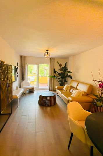 Image No.5-2 Bed House for sale
