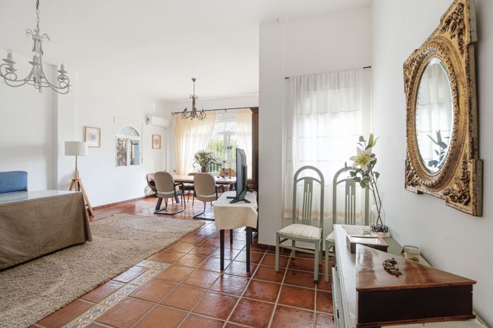 Image No.15-8 Bed Country House for sale