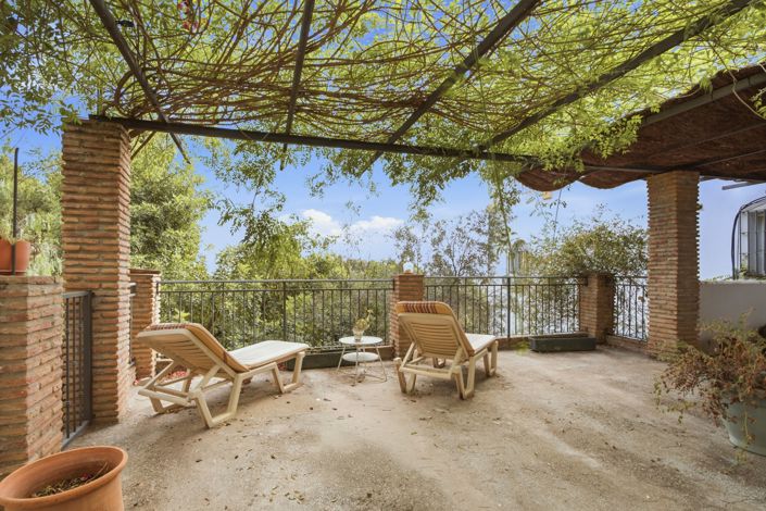 Image No.23-8 Bed Country House for sale