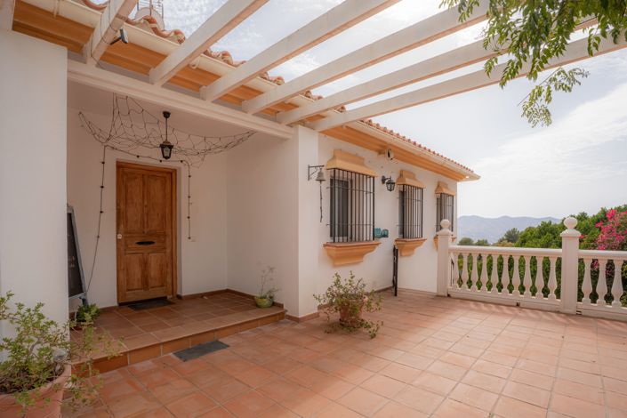 Image No.27-8 Bed Country House for sale