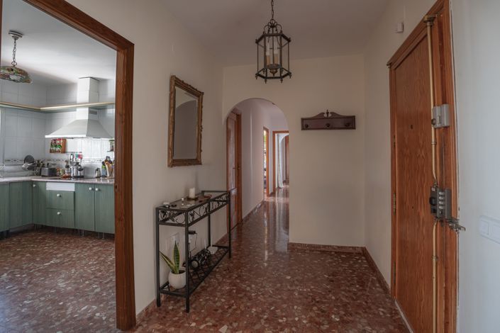 Image No.28-8 Bed Country House for sale