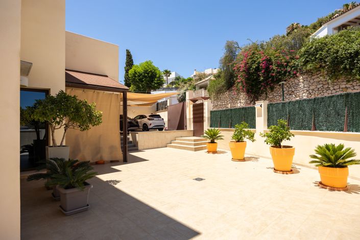Image No.25-3 Bed House for sale