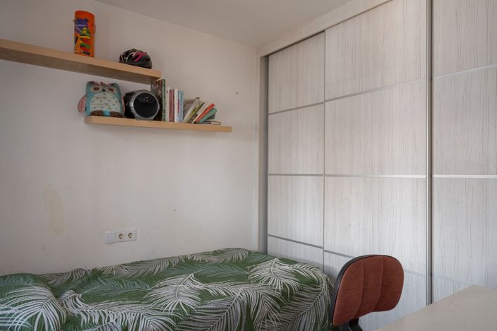 Image No.18-3 Bed House for sale