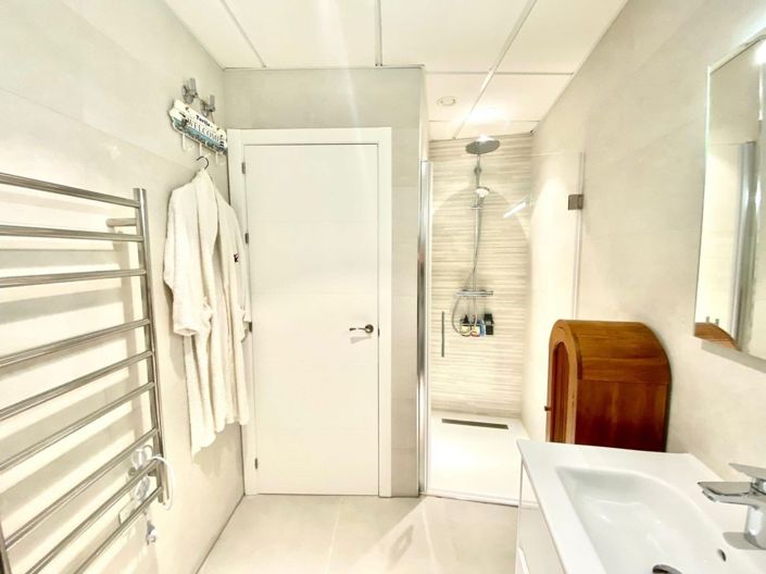 Image No.16-2 Bed Apartment for sale
