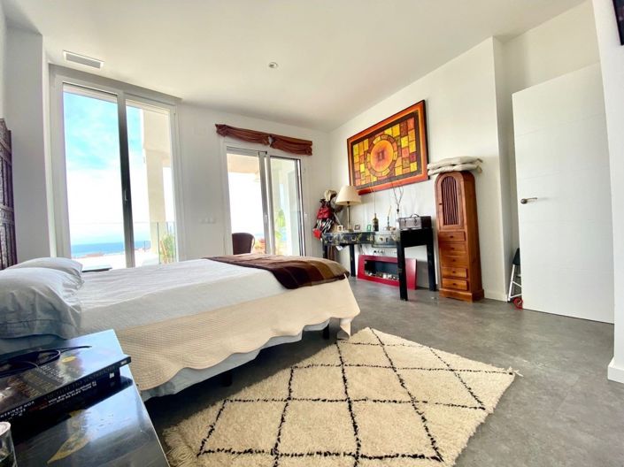 Image No.17-2 Bed Apartment for sale
