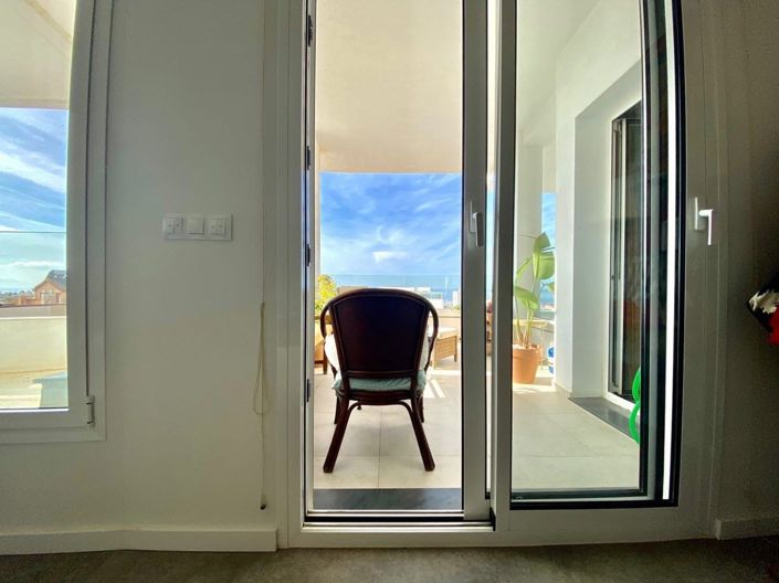 Image No.20-2 Bed Apartment for sale