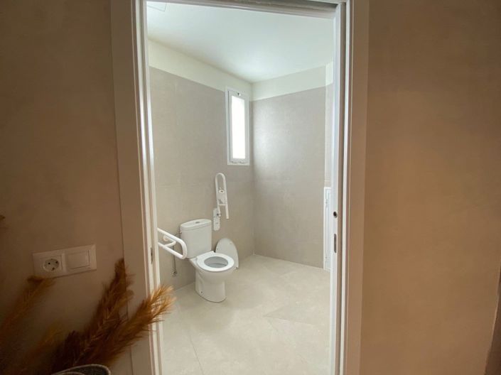 Image No.26-2 Bed Apartment for sale