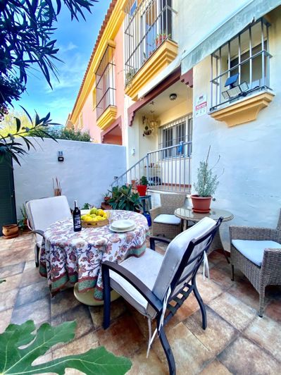 Image No.12-2 Bed Townhouse for sale