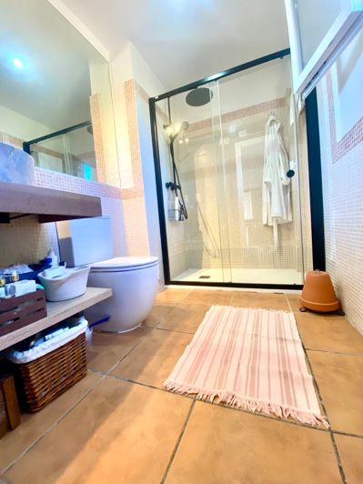 Image No.22-2 Bed Townhouse for sale
