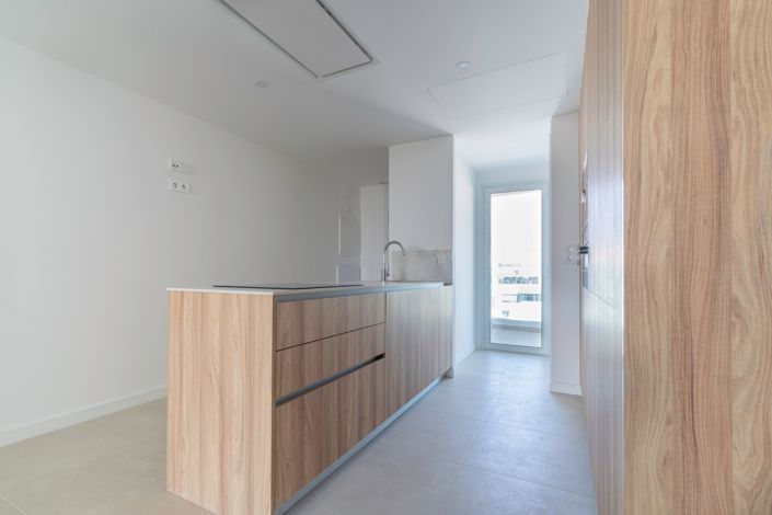 Image No.7-3 Bed Apartment for sale