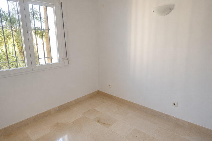 Image No.21-2 Bed Apartment for sale