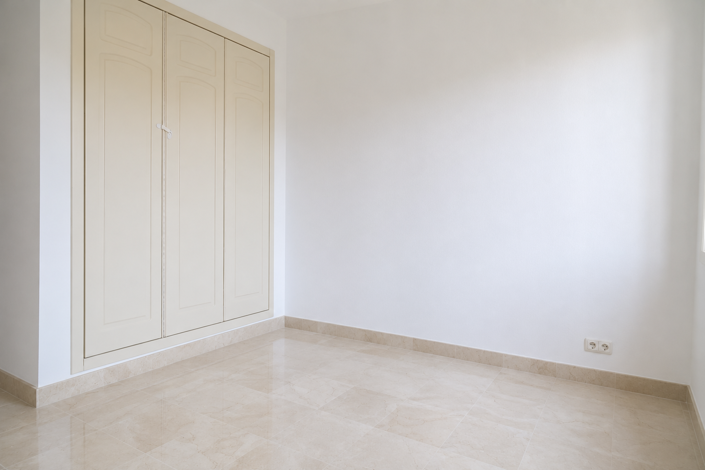 Image No.22-2 Bed Apartment for sale
