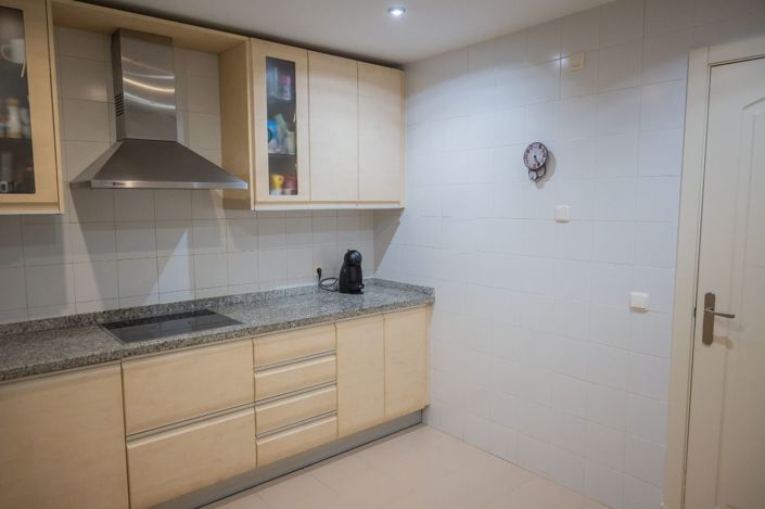 Image No.29-2 Bed Apartment for sale