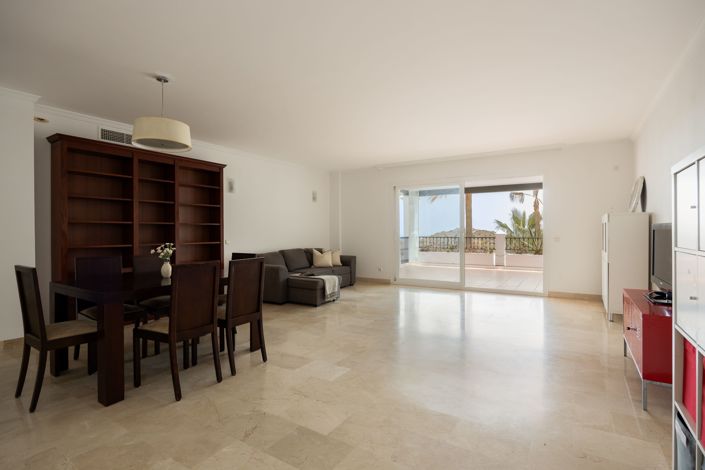Image No.7-2 Bed Apartment for sale