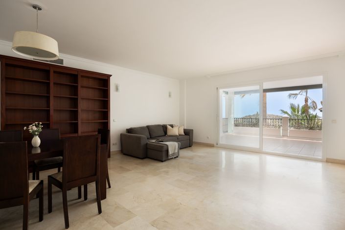 Image No.8-2 Bed Apartment for sale