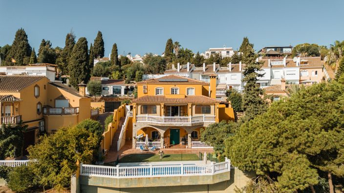 Image No.3-5 Bed Villa for sale