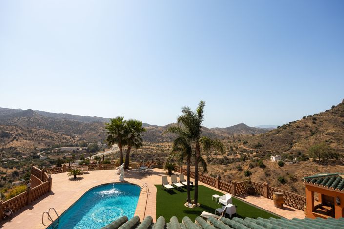 Image No.16-5 Bed Cortijo for sale
