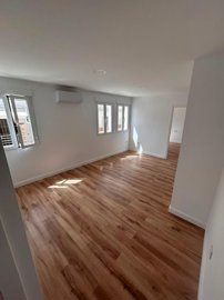 1 - Jaen, Flat