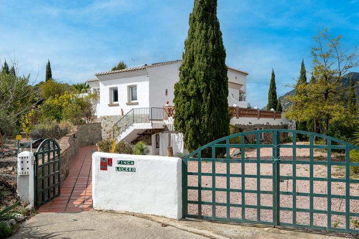Image No.12-House for sale