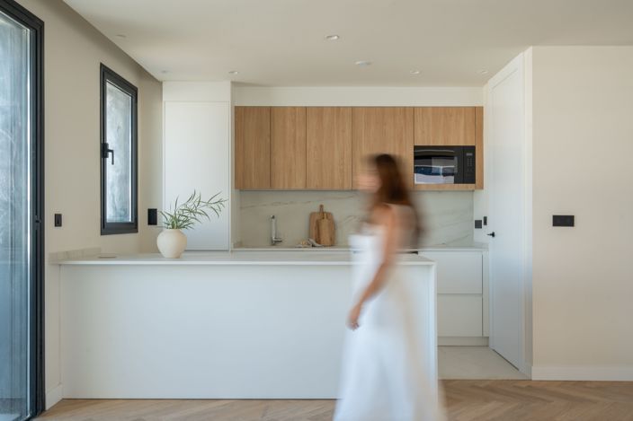 Image No.30-2 Bed Apartment for sale