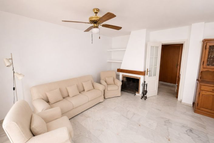 Image No.2-5 Bed Townhouse for sale