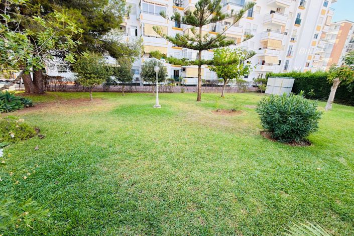Image No.21-5 Bed Townhouse for sale