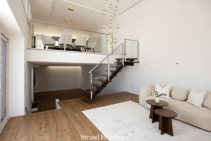 Image No.10-5 Bed House for sale