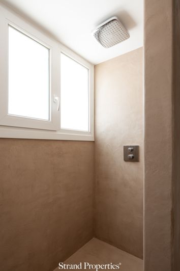 Image No.28-5 Bed House for sale