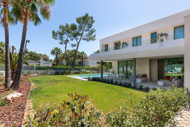 Image No.26-4 Bed House for sale