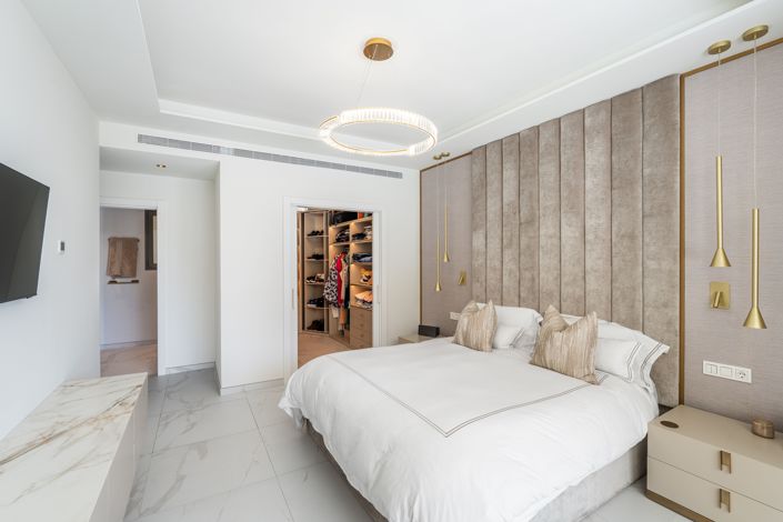Image No.15-3 Bed Apartment for sale