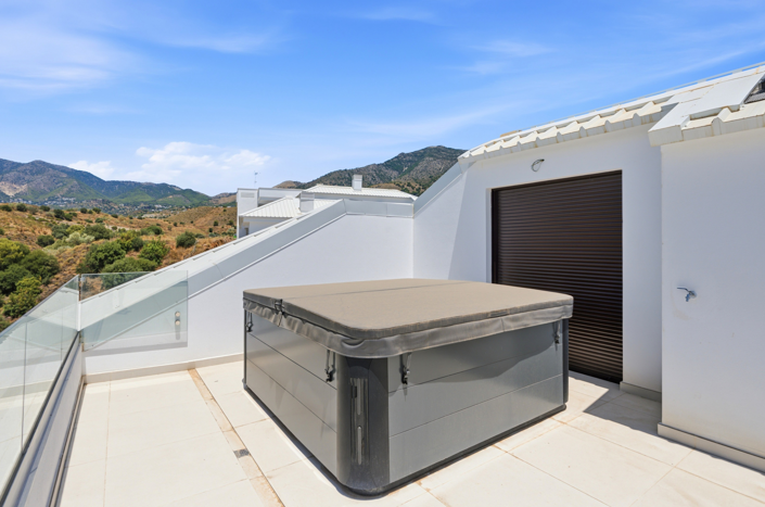 Image No.21-2 Bed Penthouse for sale